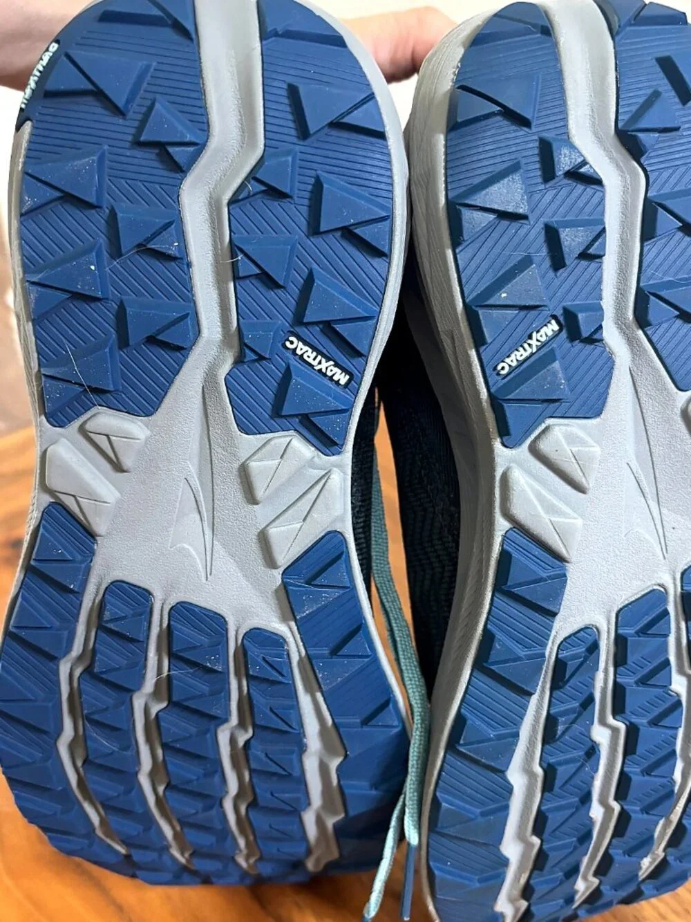 Altra Experience Wild Trail Running Shoes Womens 10 Black Blue MaxTrac Hiking - Picture 3 of 5